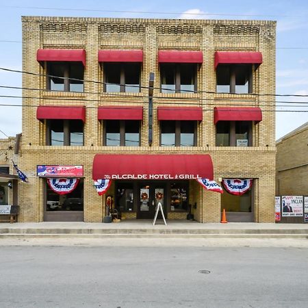 The Alcalde Hotel By Oyo Gonzales المظهر الخارجي الصورة